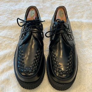 TUK black platform shoe